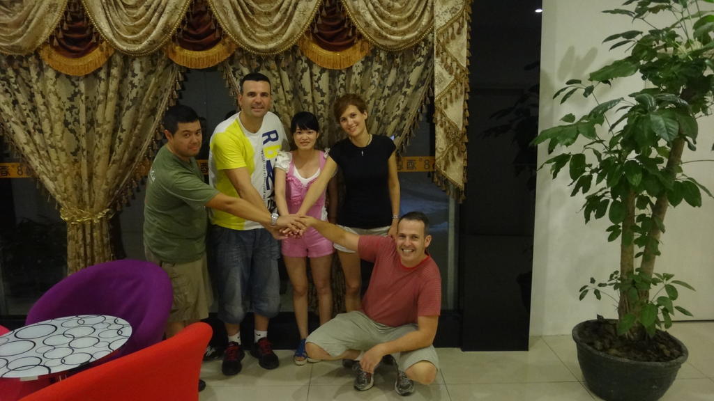 Guilin 68° Hotel North Railway Station Branch Eksteriør bilde