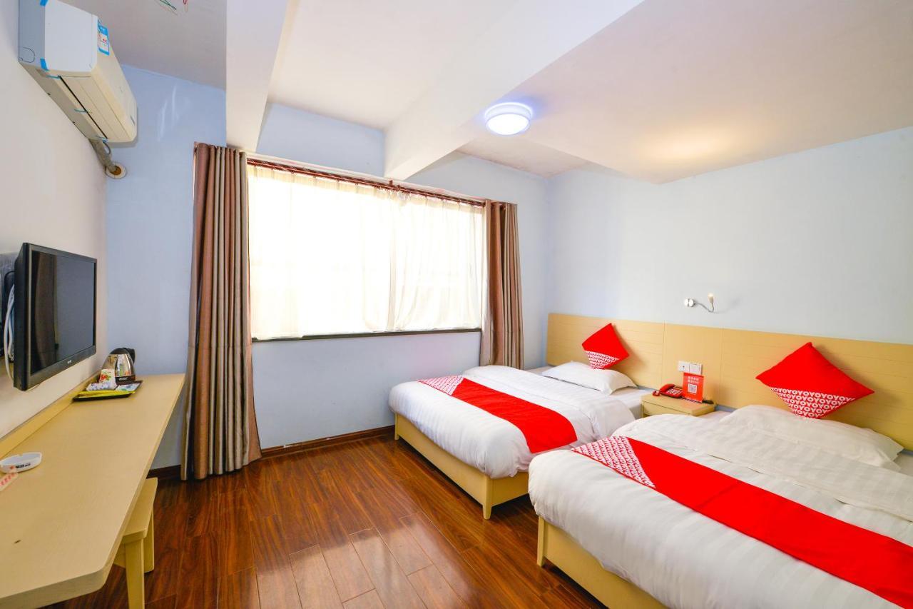 Guilin 68° Hotel North Railway Station Branch Eksteriør bilde