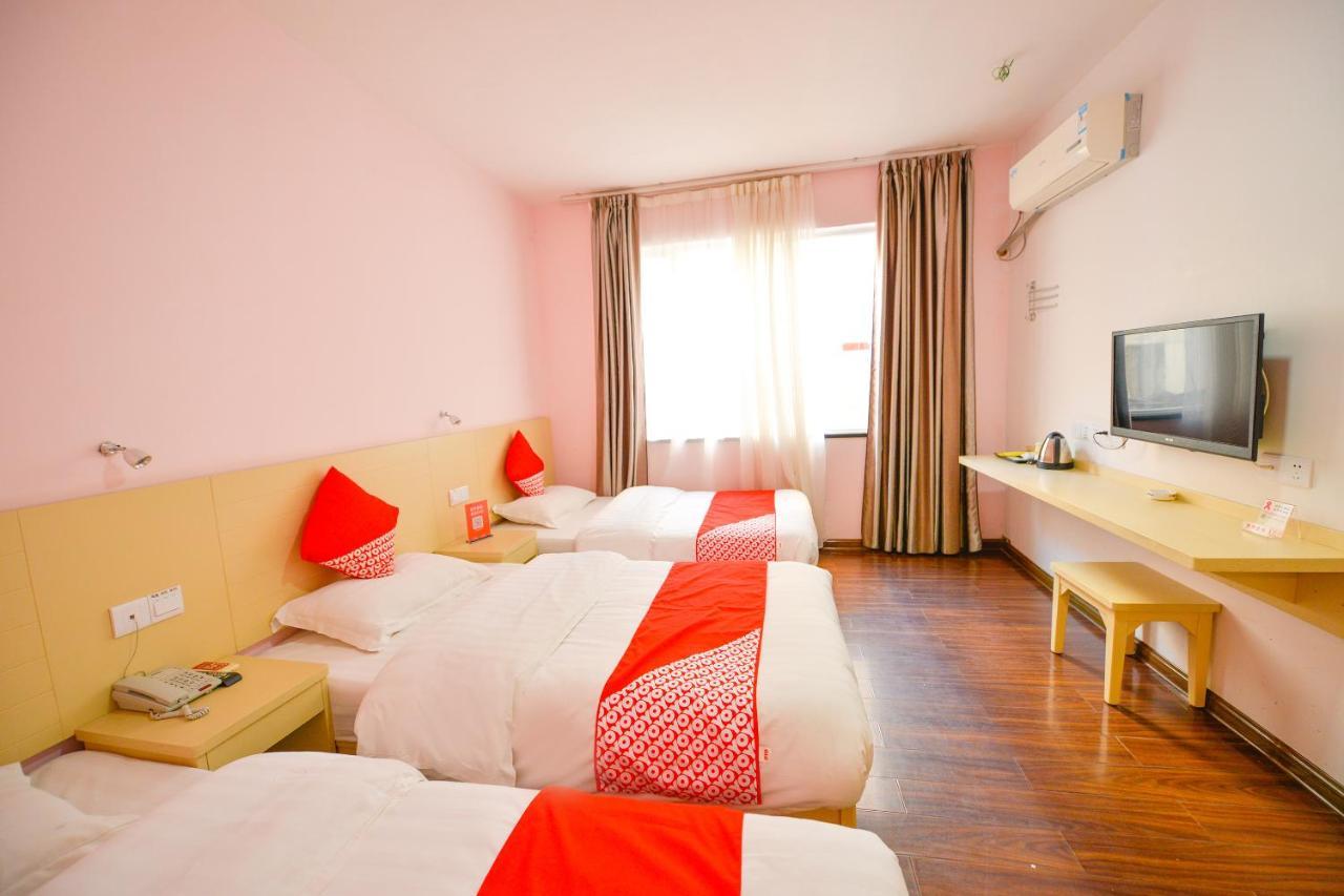 Guilin 68° Hotel North Railway Station Branch Eksteriør bilde
